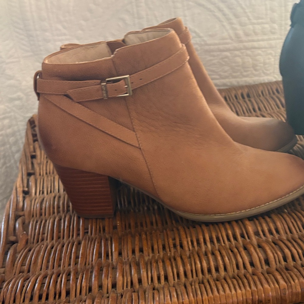 Tan and Black Vionic Ankle Boots
